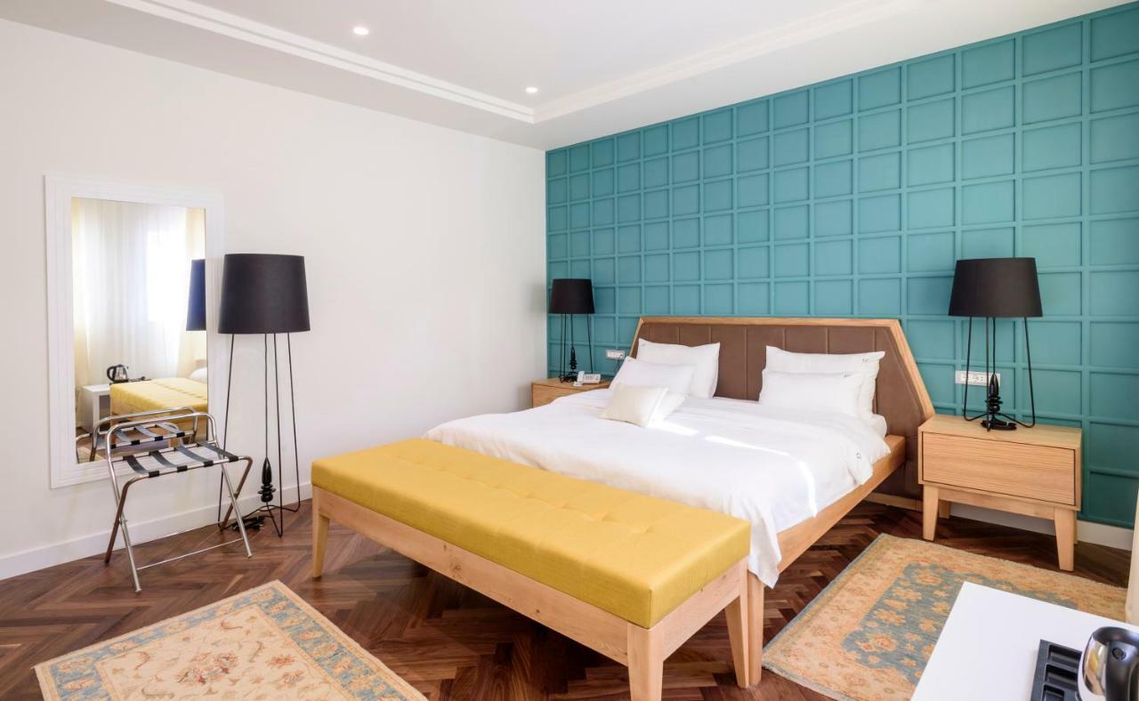 Hotel Gradska เซทินเจ ภายนอก รูปภาพ